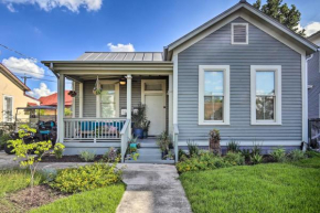 Charming Getaway Less Than 1 Mi to Dtwn and River Walk!